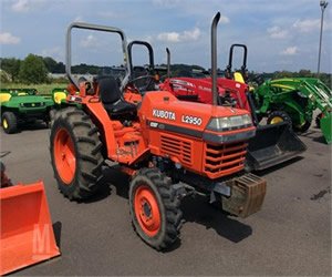 Kubota L2950GST Tractor Service Manual