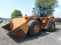 case 1221e tier 3 wheel loader.jpg