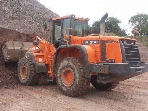 daewoo doosan dl350 3 wheeled loader service parts pdf manual.jpg