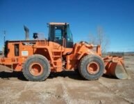 doosan mega 300 v wheel loader.jpg