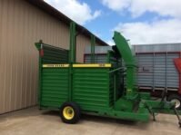john deere 100 stack wagons technical manual tm1144.jpg