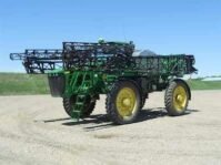 john deere 4930 self propelled.jpg