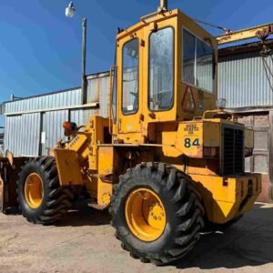 john deere 84 wheel loaders.jpg