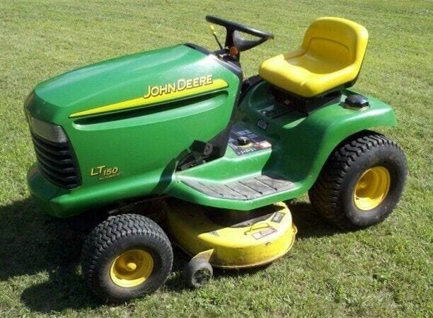 john deere lt150 lt160 tractors operators manual.jpg