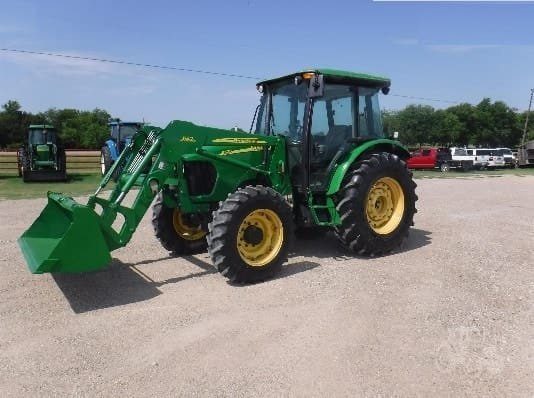 john deere tractors 5225 5325 1.jpg