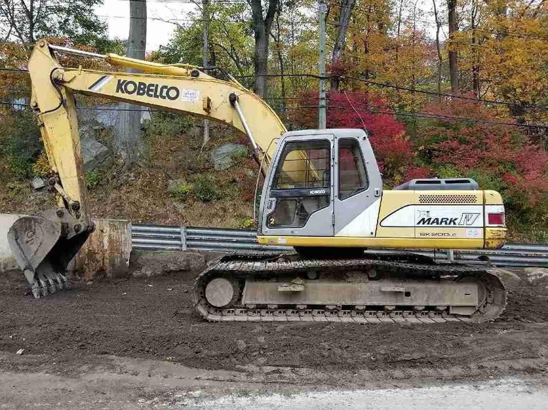kobelco sk200lc mark iv illustrated parts manual 1.jpg