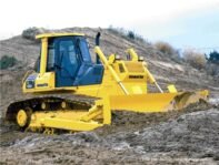 komatsu d65e 12 sn 60001 up service operating manual 1.jpg