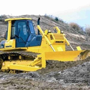 komatsu d65e 12 sn 60001 up service operating manual 2.jpg