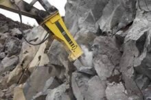 komatsu jpb375 sx hydraulic breaker service repair manual.jpg