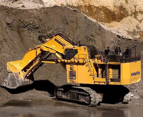 komatsu shovel service 1.jpg
