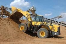 komatsu wd900 3 wheel dozer parts catalogue manual.jpg