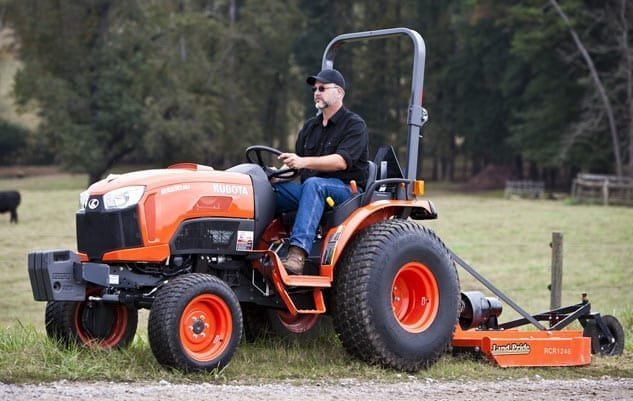 kubota b2650 b3350 b3350su tractor operators manual.jpg