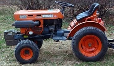 kubota b5100d e b6100d e b7100d tractor operators manual.jpg