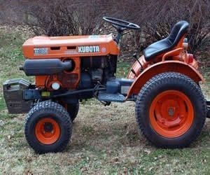 kubota b5100e tractor service repair manual free.jpg