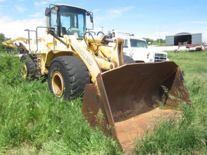 new holland lw270 wheel loader service manual.jpg