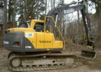 volvo ec140b lc ec140b lcm excavator service parts catalogue manual.jpg