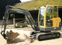 volvo ec25 compact excavator service parts pdf manual instant.jpg
