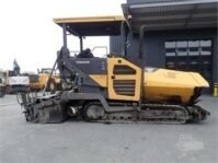 volvo p8820c abg tracked paver service manual.jpg