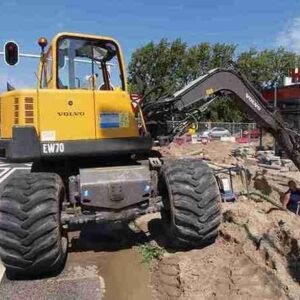 volvo ew70.jpg