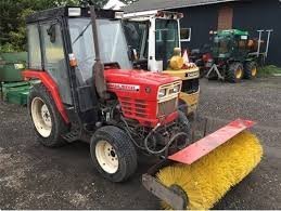 yanmar ym236 ym236d ym246 ym246d tractor parts manual.jpg