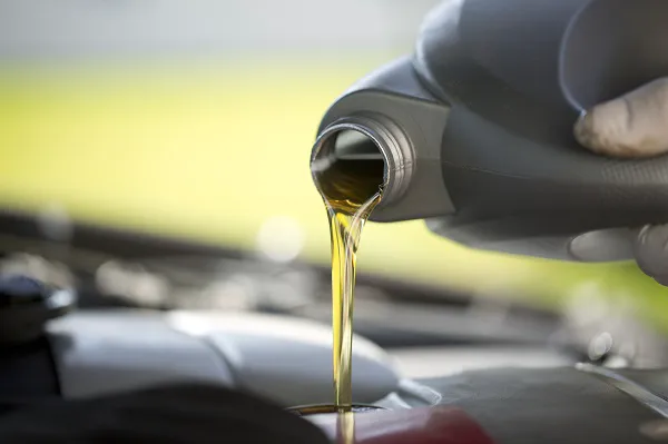 hydraulic fluid 1.webp