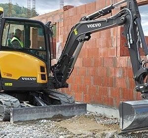 miniexcavadoras ecr 50 d volvo.jpg